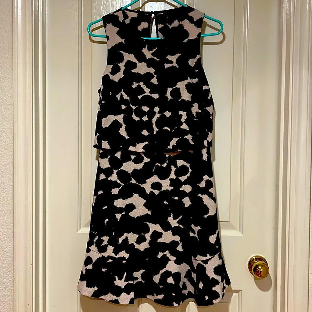 Banana Republic black & white dress size 6